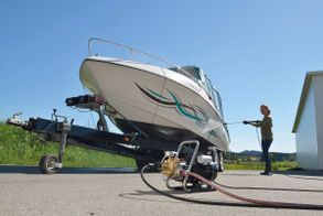 Reinigung Boot